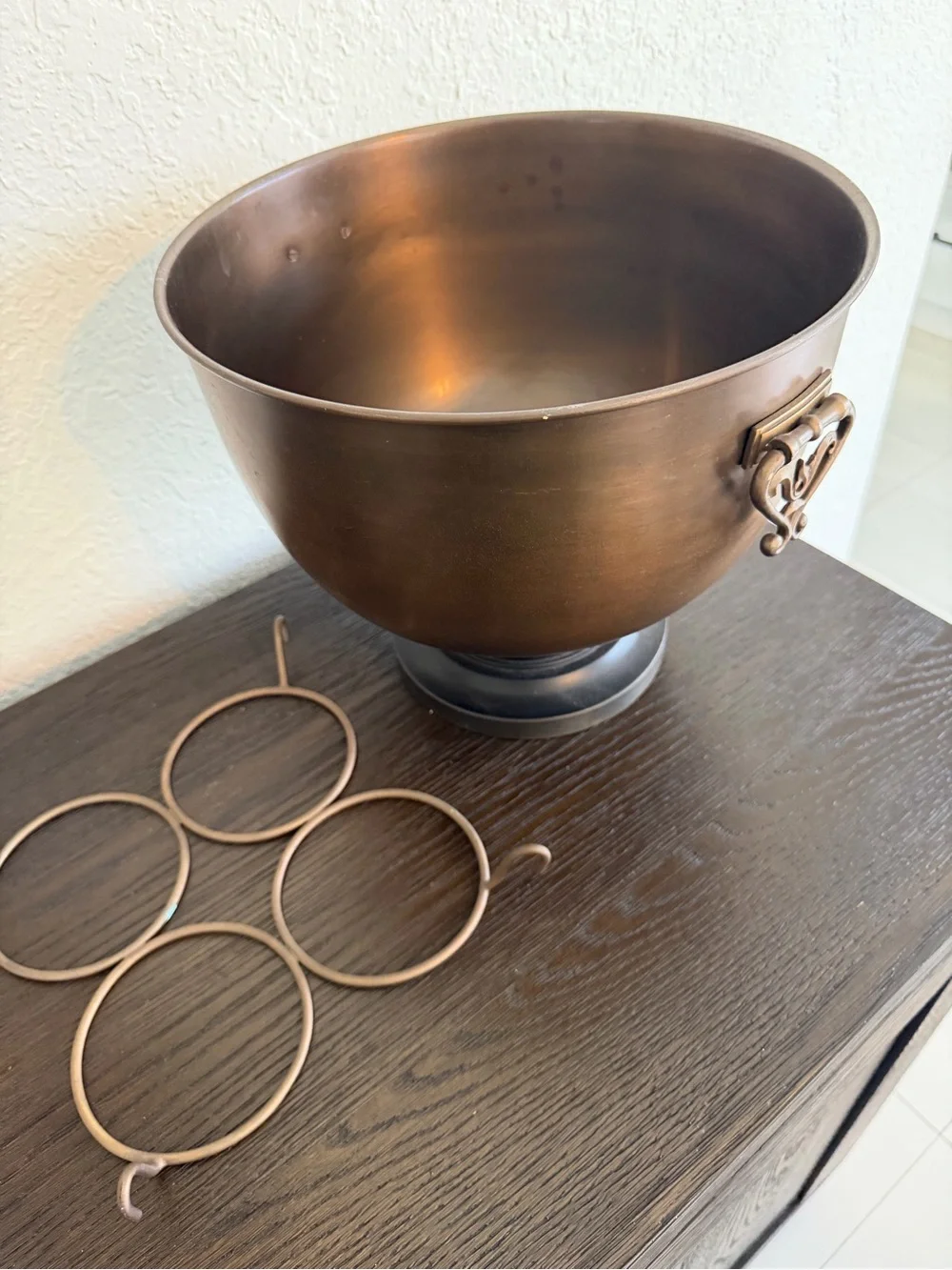 Vintage Bronze 4 bottle champagne chiller bath